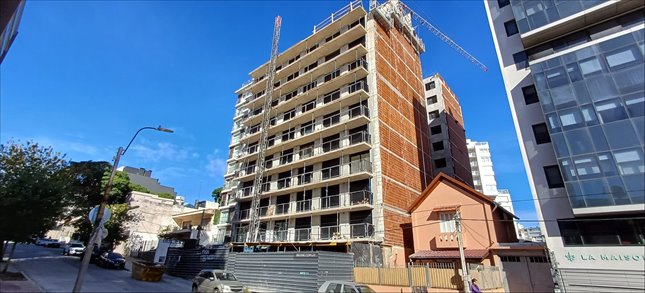 POCITOS NUEVO-MONOAMBIENTE CON TERRAZA EN CONSTRUCCIÓN