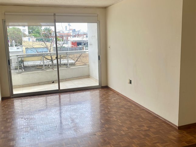 apartamento en Buceo de 1 dormitorio y gge.