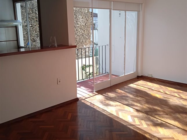 Alquiler Pocitos Apartamento 1 Dormitorio. Bajos gastos