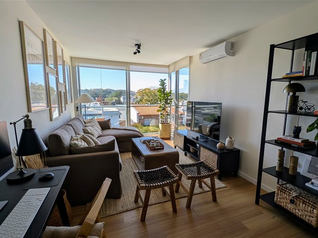 Apartamento de 1 dormitorio con parrillero en Malvin