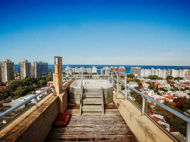 Pent House dúplex 375 m2  3 garajes espectacular vistas