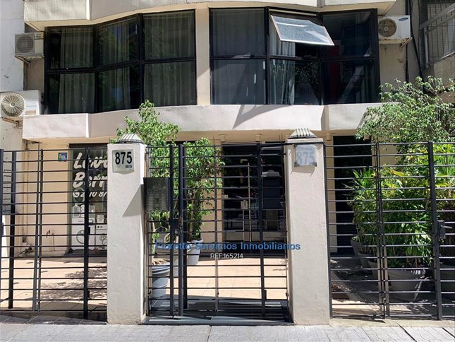 3 de rambla con muebles