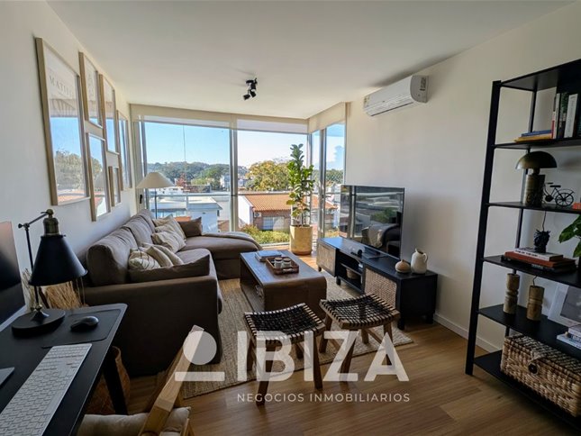 Apartamento de 1 dormitorio con parrillero en Malvin