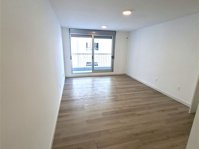Apartamento de 2 dormitorios con patio