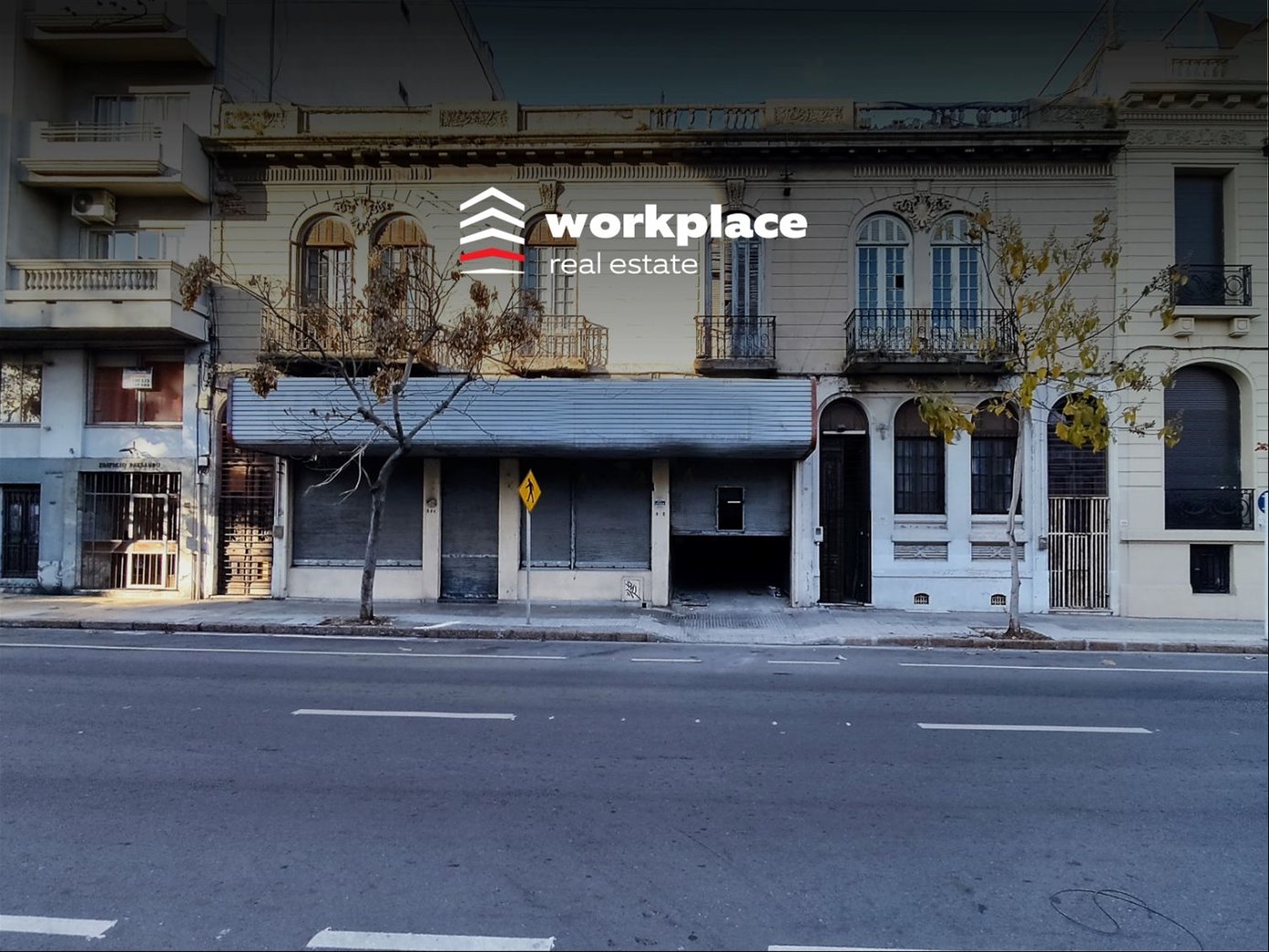 VENTA CON RENTA - EDIFICIO DE USOS MULTIPLES.