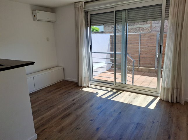 Alquiler Apartamento Pocitos 1 Dormitorio patio Garaje