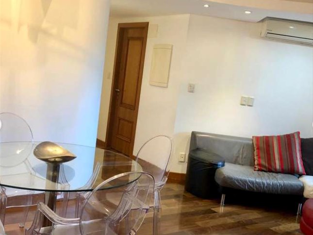 Apartamento de 3 dormitorios en alquiler