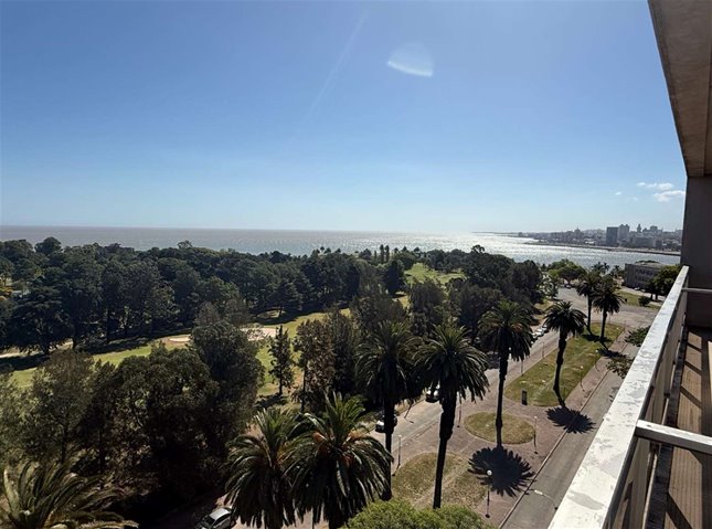 VENTA APARTAMENTO GOLF 2 DORMITORIOS 3 BAÑOS - GARAGE