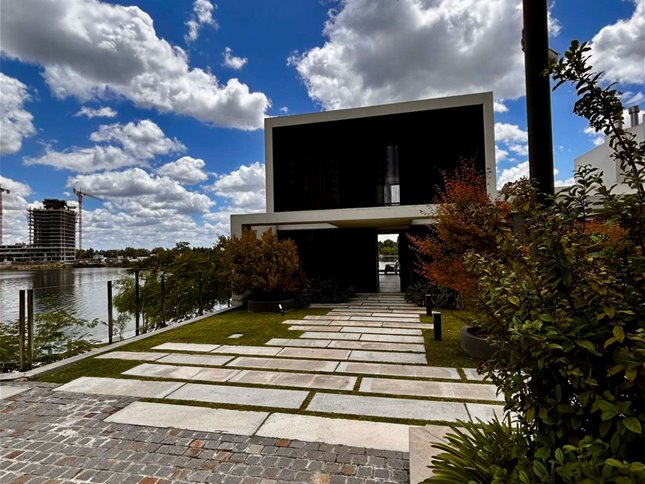 Casa - Villa en Alquiler  Carrasco Boating
