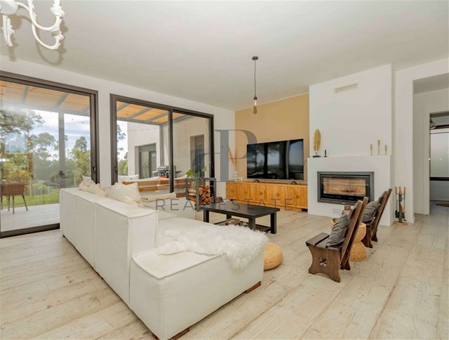 Casa en alquiler de 4 dormitorios en La Tahona de construccion tradicional