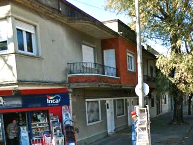 2 cuadras estadio Centenario 80 mts 2 plantas Sin gastos comunes