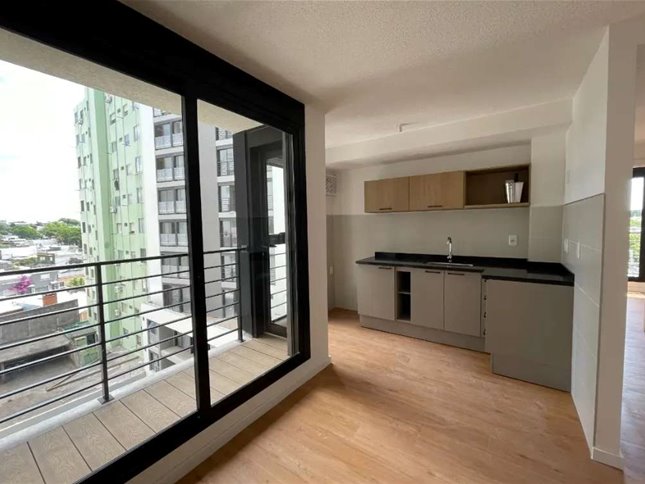 Apartamento de 2 dormitorios en alquiler en La Blanqueada con amenities