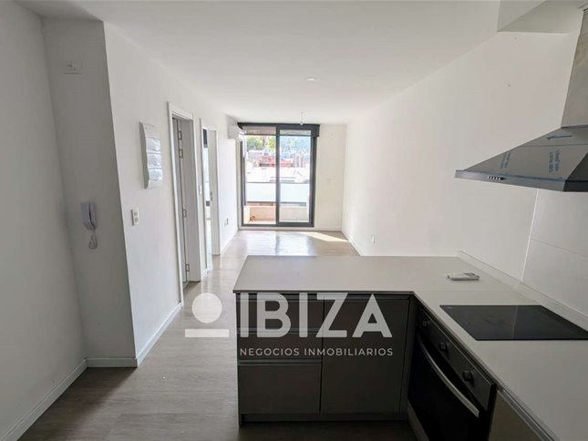 Alquiler Apartamento 1 Dormitorio con balcón y cochera Cordón Soho