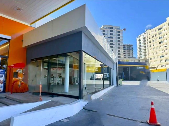 Local comercial Sanatorio  Mautone y shopp Atlantico