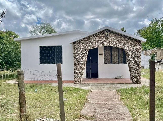 Padrón único 864 m2 sólida construcción 4 dorm pisos de lapacho