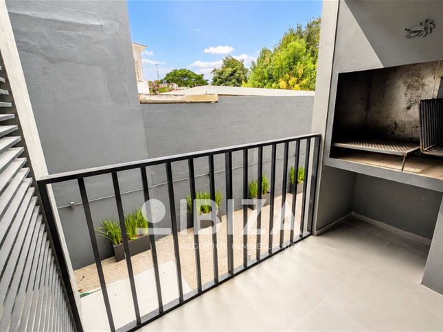 Alquiler apartamento 2 Dormitorios con terraza Opción cochera en el Prado