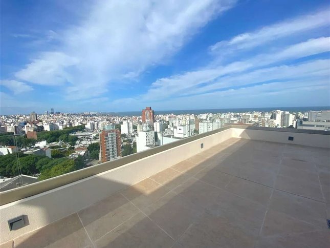 Apartamento de 2 dormitorios amoblado en Punta Carretas