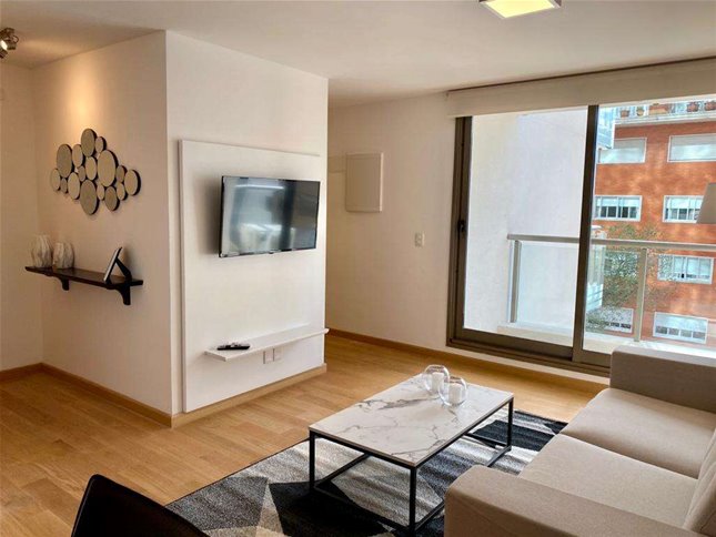 Apartamento de 2 dormitorios amoblado en Punta Carretas