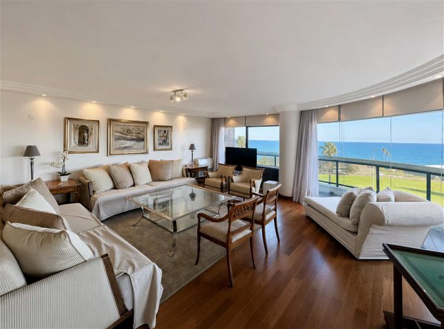 Apartamento exclusivo  3 dormitorios en suite en Rambla de Pocitos