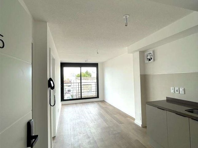 Apartamento de 2 dormitorios en alquiler La Blanqueada