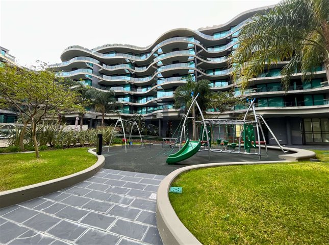 Apartamento en alquiler 2 dormitorios con vista a la rambla en Forum