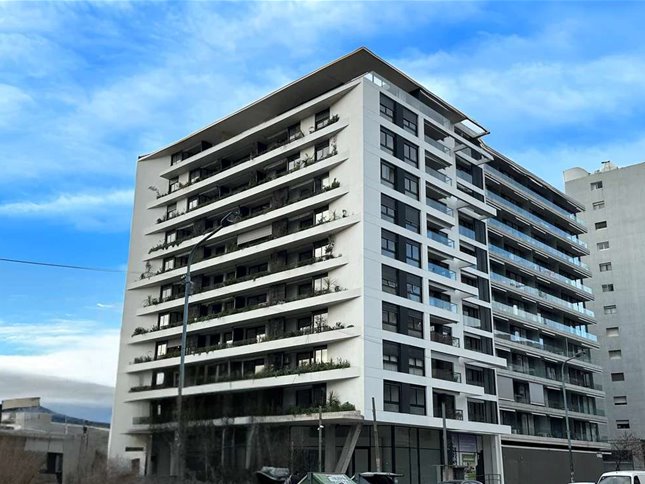Apartamento en venta de 3 dormitorios con balcón en Aguada