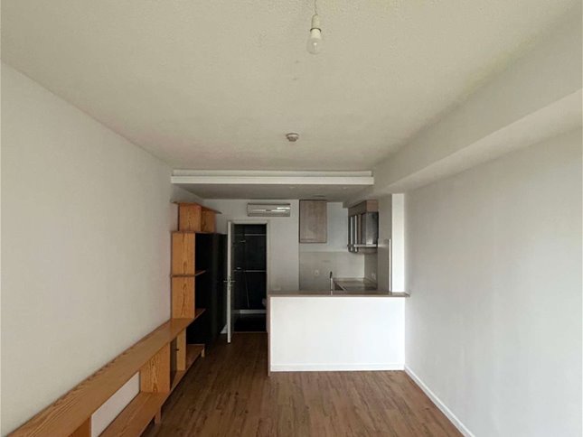 Monoambiente en alquiler con patio Malvín