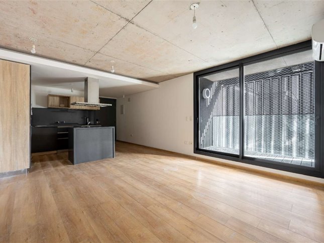 Apartamento de 2 dormitorios con terraza en Centro