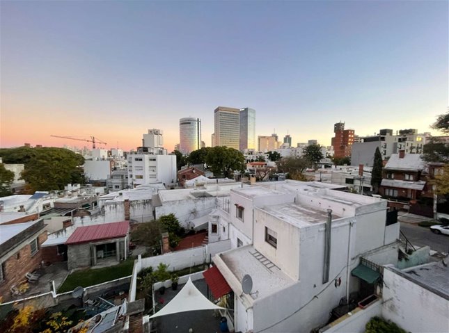 Oportunidad  ENTREGA USD 90.000 mas financiacion directa usd 50.000  A 2 cuadras Montevideo Shopping 1 dorm 1 cochera acepta préstamo bancario