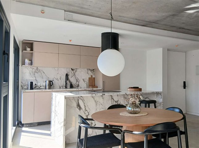 Apartamento de 2 dormitorios con terraza en centro