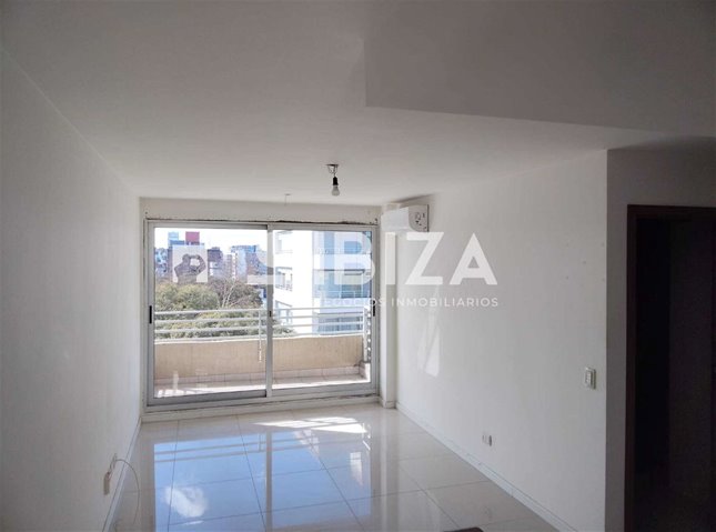 Alquiler Apartamento Tres Cruces , 1 Dormitorio. Excelente