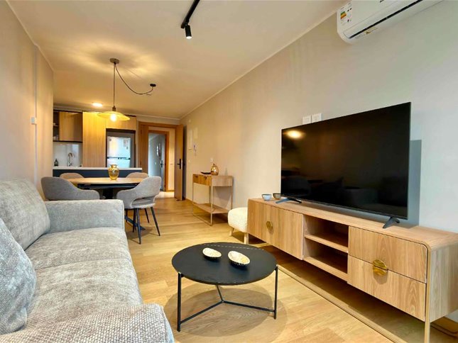 Apartamento de 1 dormitorio con patio a estrenar en Parque Rodó