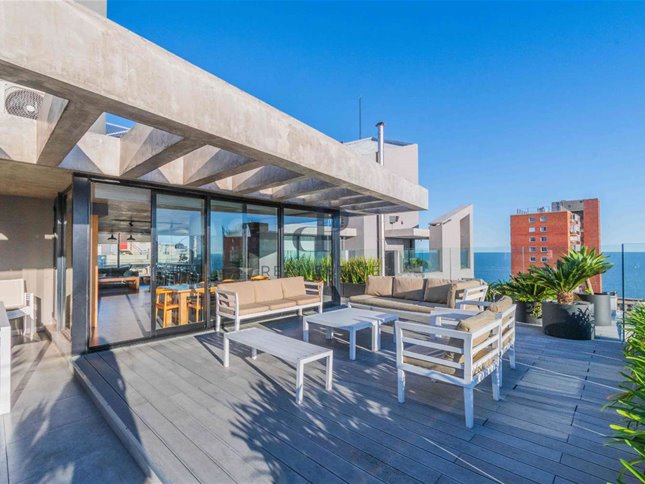 Alma Sur Penthouse de 2 dormitorios con terraza de 75 m²