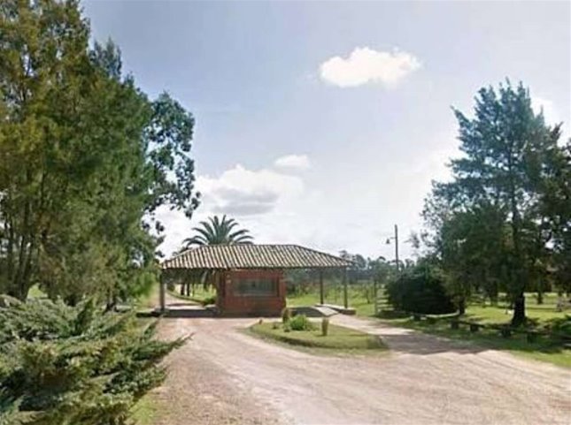 Venta de terreno en Quinta de los Horneros