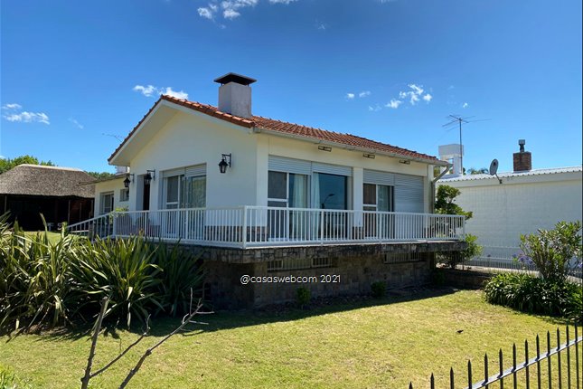 Casa tres dormitorios frente al mar - foto 1