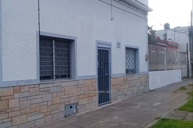 Casa Venta o Alquiler en Punta del Este Union de 2 Dormitorios