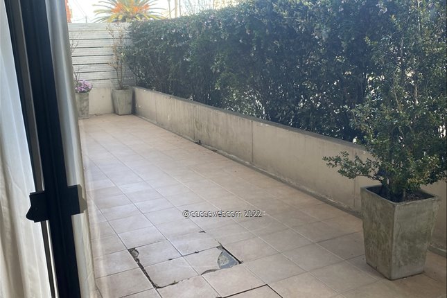 Apartamento venta con renta 2 dormitorios 1 baño cochera seg. 24 h - foto 2