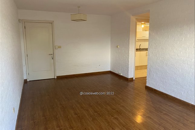 Apartamento venta con renta 2 dormitorios 1 baño cochera seg. 24 h - foto 3