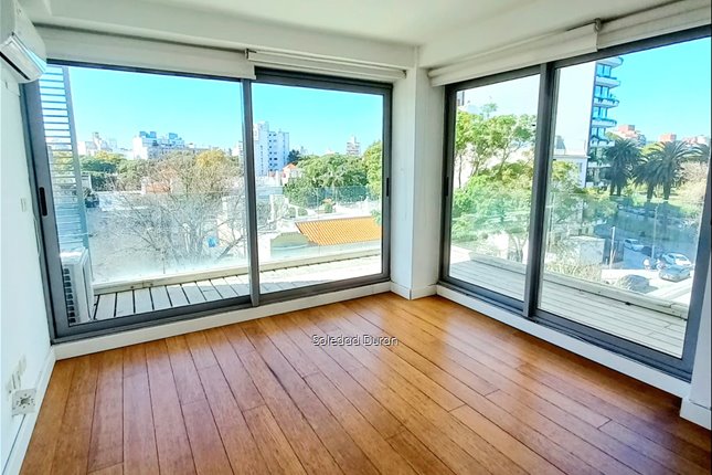 Apartamento de 1 dormitorio en Golf con garage - foto 1
