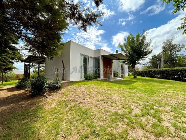 En Venta Casa De 2 Dormitorios En Colonia Del Sacramento - foto 3