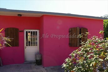 EN VENTA PROPIEDAD DE 3 DORMITORIOS, COLONIA