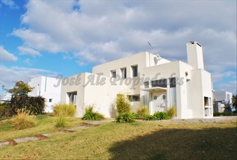 En Venta - Hermosa Casa En Colonia De Sacramento