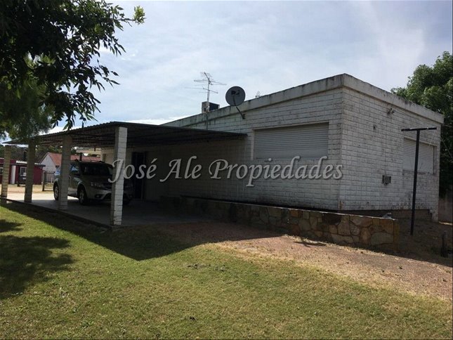 Hermosa Casa En Puerto Conchillas A Tan Solo 50 Metros De L - foto 2