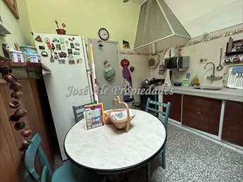 EN VENTA CASA UBICADA EN EL CENTRO DE LA CIUDAD DE COLONIA. - foto 5
