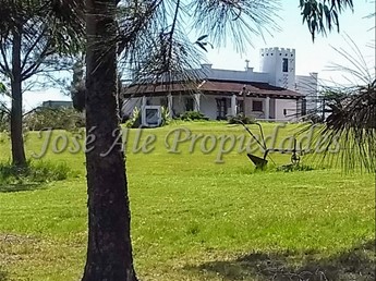 CHACRA DE 9 HA UBICADA EN PASO ANTOLIN, COLONIA.