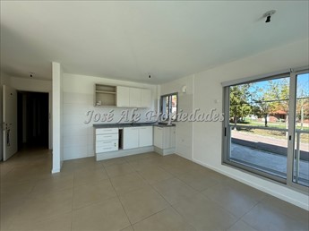 EN VENTA APARTAMENTO DE 1 DORMITORIO COLONIA DEL SACRAMENTO