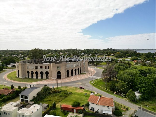 EN VENTA : TERRENO DE 933 M2 COLONIA - foto 2