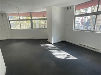 OFICINAS Y SUBSUELO DE COCHERAS - foto 6
