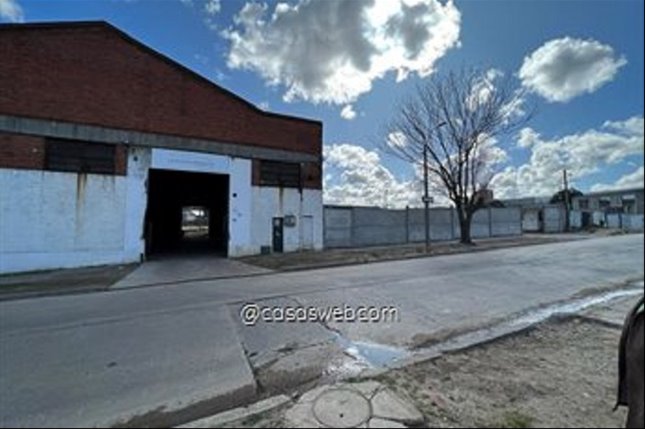 Venta 1200m2 en terreno de 4339m2 en Bella Vista - foto 1