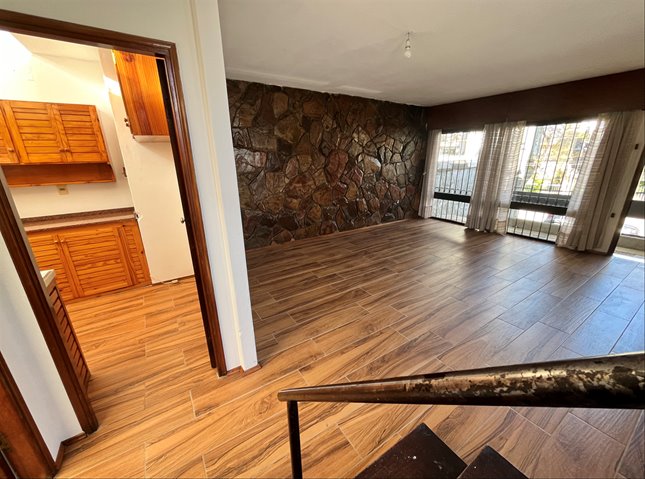 Alquiler Casa PH de altos, 2 dormitorios, Punta Carretas - foto 4